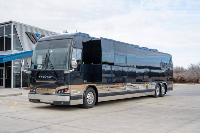 Tour bus leasing